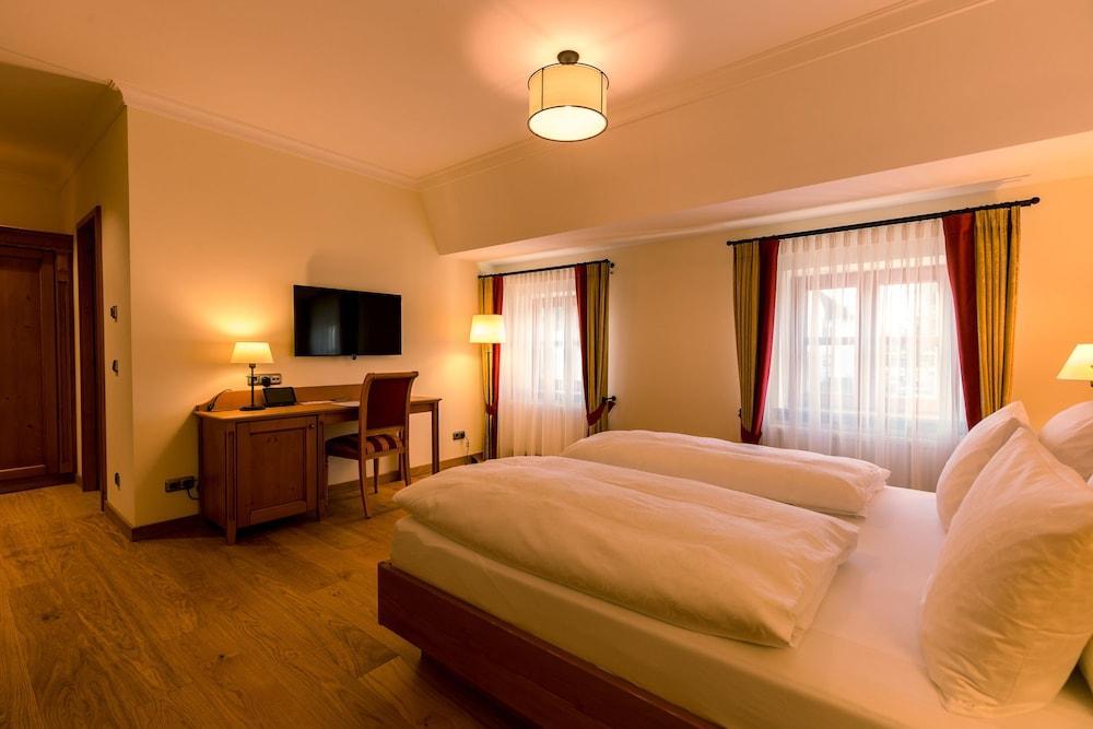 Hotel & Gaststaette Zum Erdinger Weissbraeu München Exteriör bild